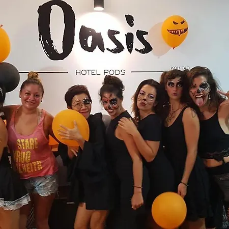 Oasis Hotel-Pods (Adults Only)